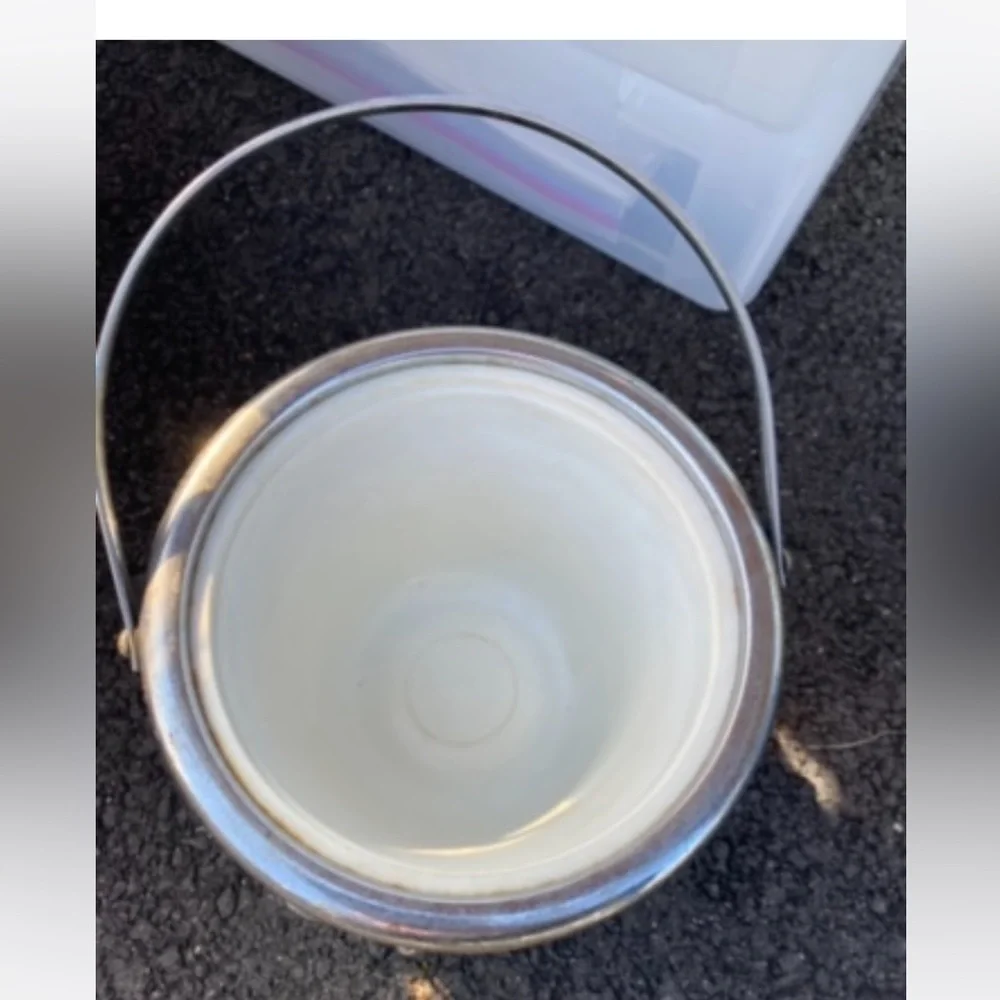 Vintage Music ice bucket from 70s